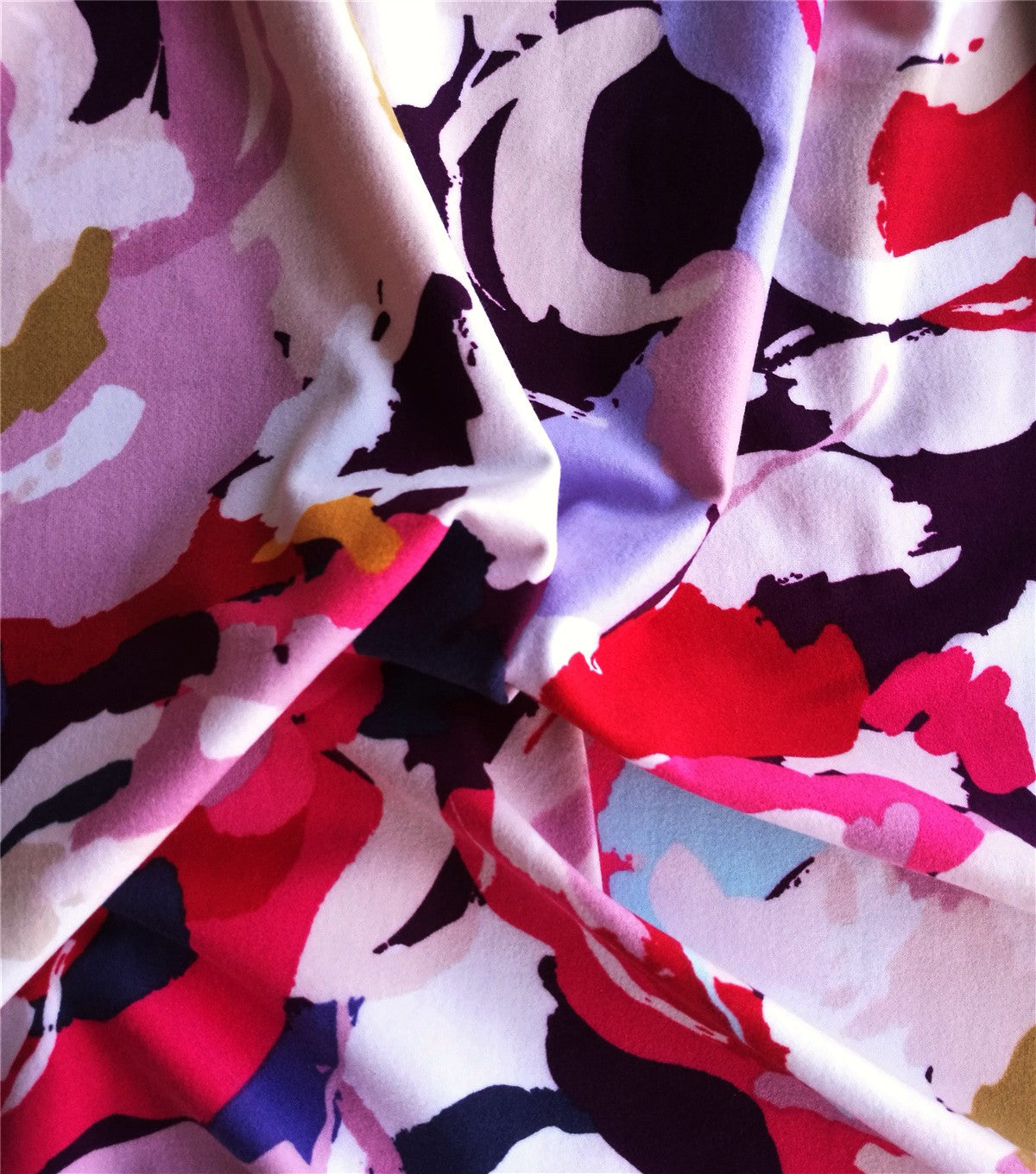 Abstract Floral Twist Style